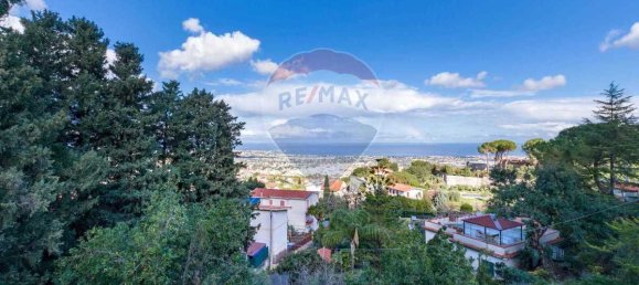 Villa de 3 dormitorios en Carini, Italy No. 311971 30