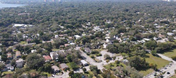 5 bedrooms Villa for sale in Miami, Miami-Dade, Florida, USA № 615453 11