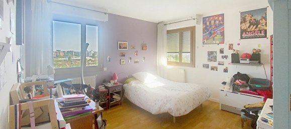 4 bedrooms Apartment in Talence, France No. 277843 4