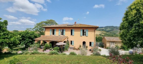 Villa de 4 dormitorios en Volterra, Italy No. 130411 23