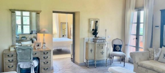 Villa de 4 dormitorios en Volterra, Italy No. 130411 13