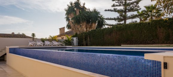 Villa de 5 dormitorios en Marbella, Spain No. 136604 17