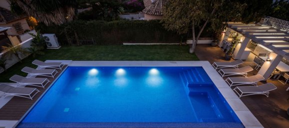 Villa de 5 dormitorios en Marbella, Spain No. 136604 18