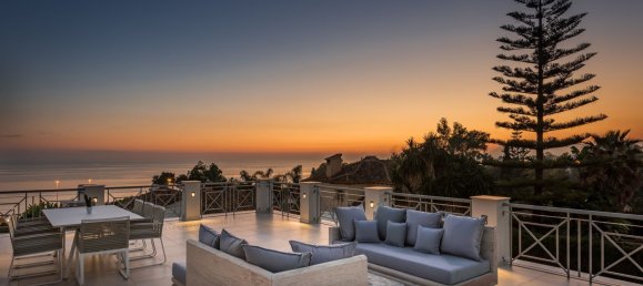 Villa de 5 dormitorios en Marbella, Spain No. 136604 2