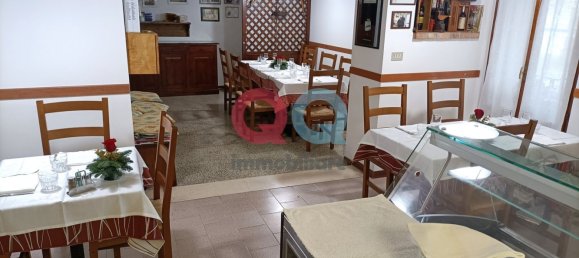 250m² Commercial property in Caorle, Italy No. 356974 6