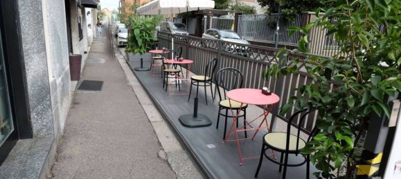 Propiedad comercial de 2 habitaciónes en Milan, Italy No. 239410 4