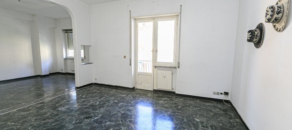 9 bedrooms Apartment in Genoa, Italy No. 327358 6