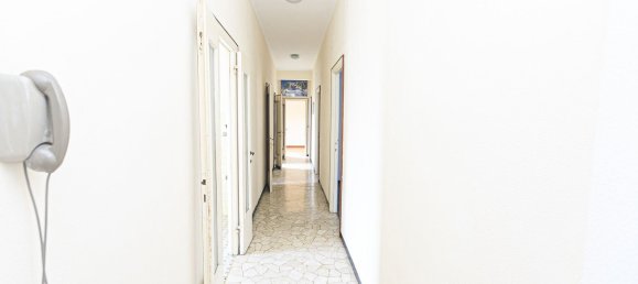 9 bedrooms Apartment in Genoa, Italy No. 327358 22