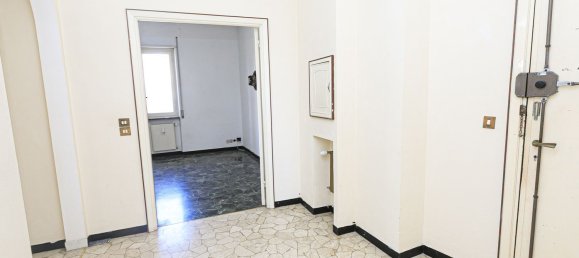 9 bedrooms Apartment in Genoa, Italy No. 327358 5