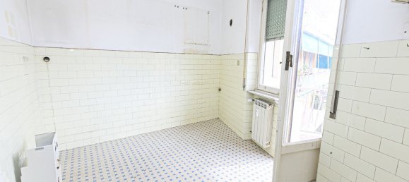 9 bedrooms Apartment in Genoa, Italy No. 327358 24