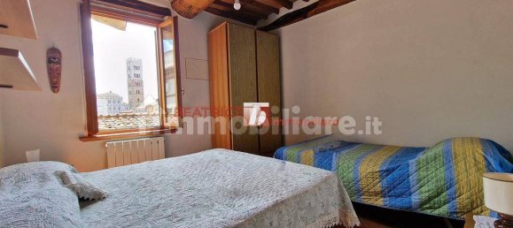 Apartamento de 3 dormitorios en Lucca, Italy No. 99553 26