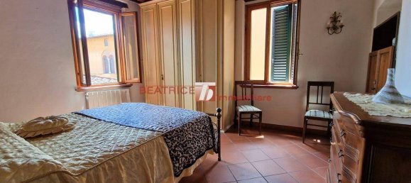 Apartamento de 3 dormitorios en Lucca, Italy No. 99553 22