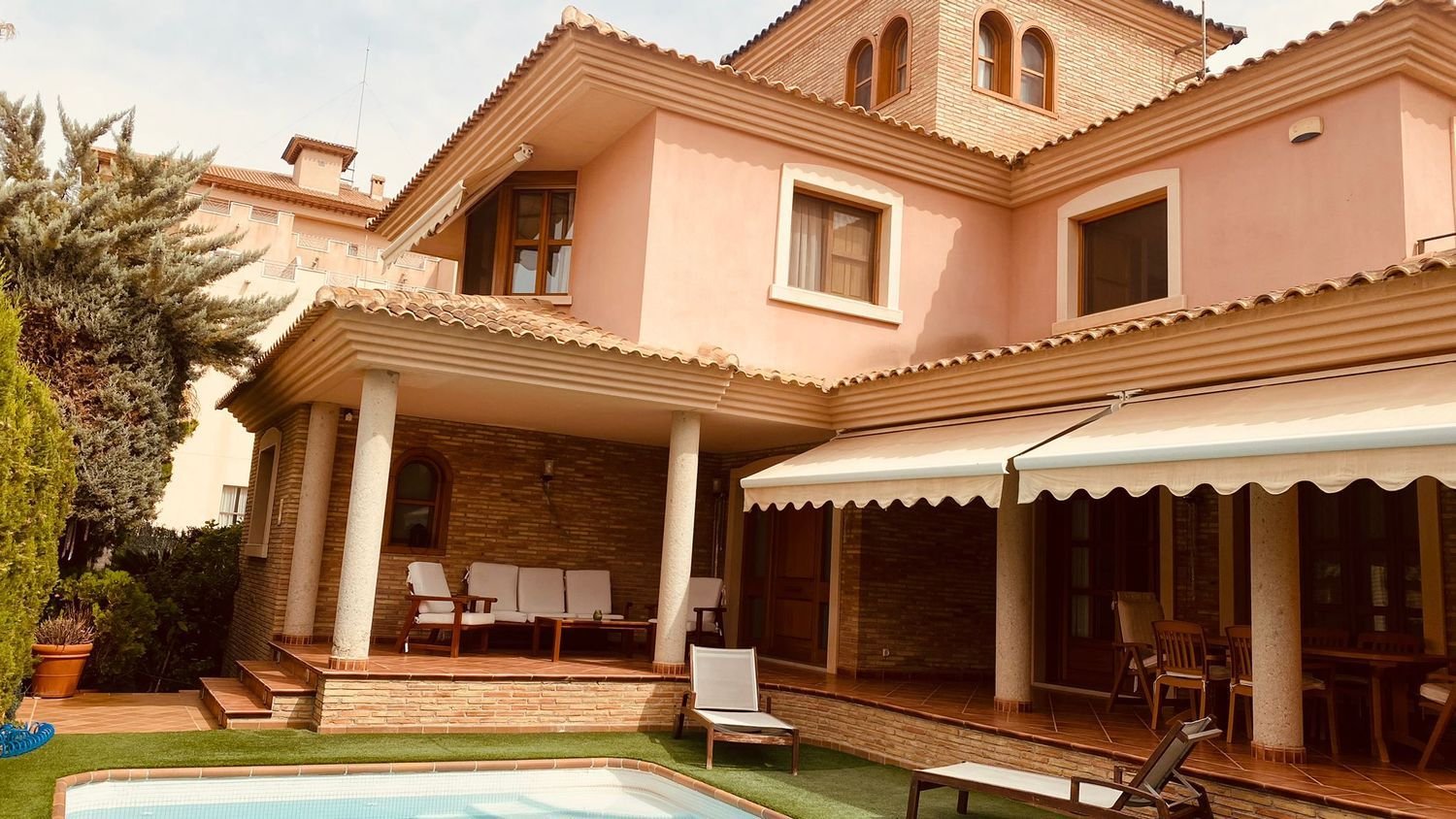 5 bedrooms House in Los Alcazares, Spain No. 149313