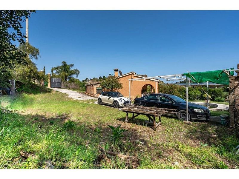 2 bedrooms House in Estepona, Spain No. 231613