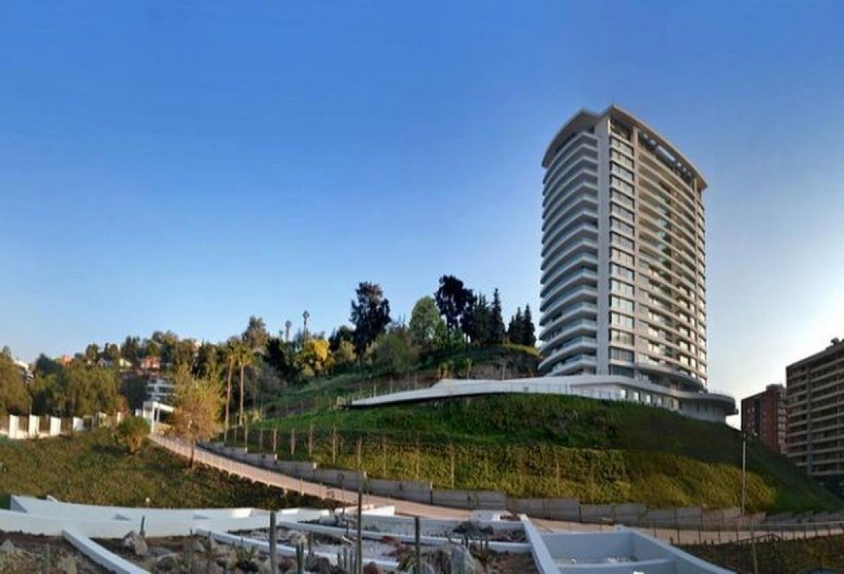 4 bedrooms Apartment in Santiago, Chile No. 5325