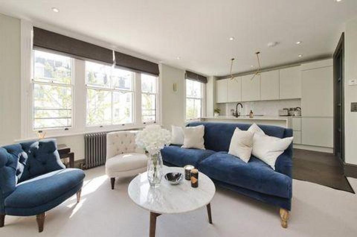 2 bedrooms House in London, United Kingdom No. 529