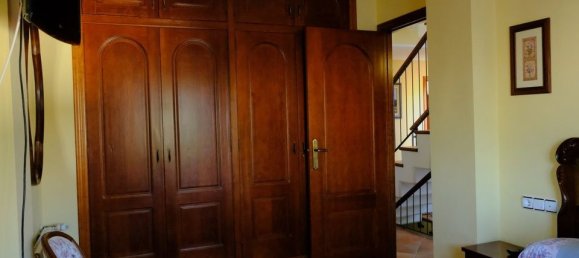 4 bedrooms House in Alicante, Spain No. 185213 24