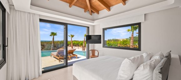 Villa de 4 dormitorios en Hersonissos, Greece No. 2517 10