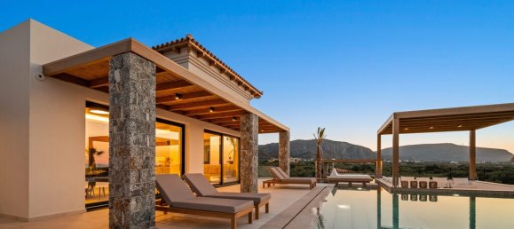 Villa de 4 dormitorios en Hersonissos, Greece No. 2517 15