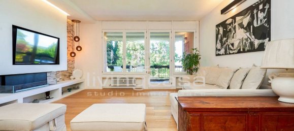 3 bedrooms Apartment in Barzanò, Italy No. 265018 9