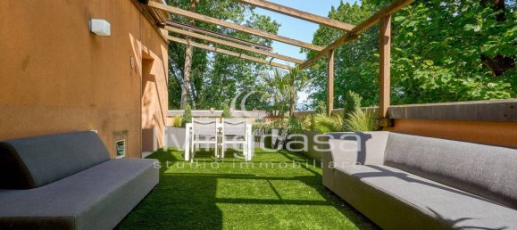 3 bedrooms Apartment in Barzanò, Italy No. 265018 5