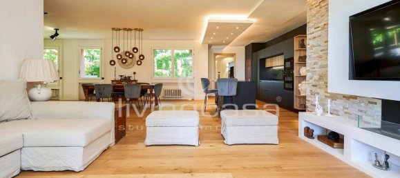 3 bedrooms Apartment in Barzanò, Italy No. 265018 12