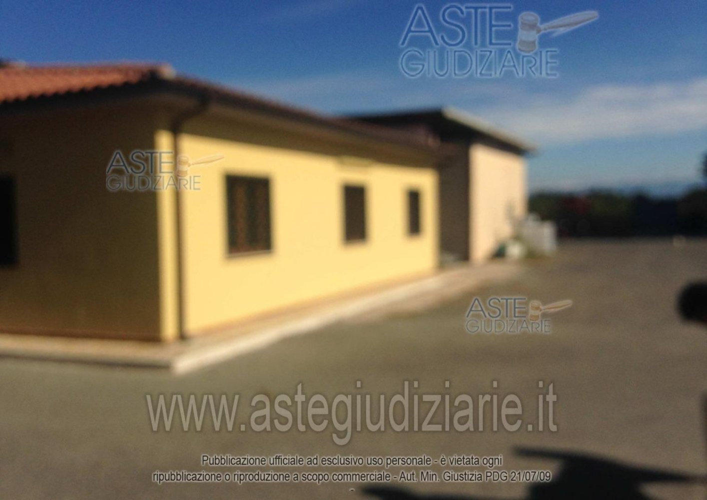 500m² Commercial property in Artena, Italy No. 48272