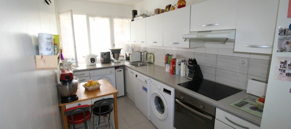 Apartamento de 2 dormitorios en Chartres, France No. 240720 3
