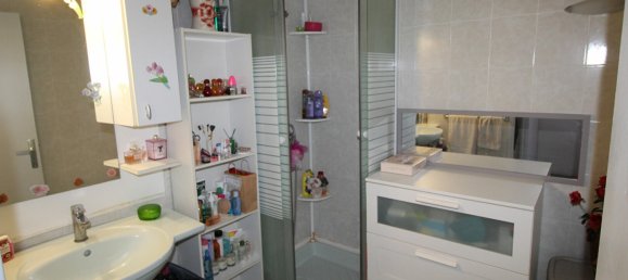 Apartamento de 2 dormitorios en Chartres, France No. 240720 6