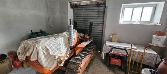 5 rooms House in San Severino Marche, Italy No. 141329 3