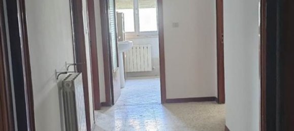 5 rooms House in San Severino Marche, Italy No. 141329 14