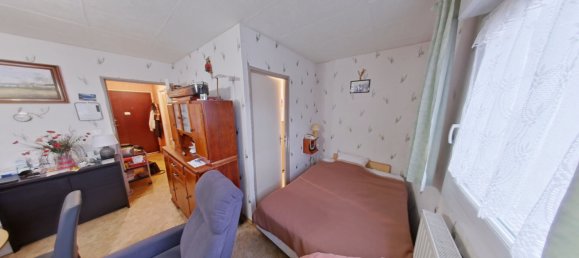Studio in Coudekerque-Branche, France No. 42934 10