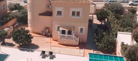 4 bedrooms Villa in Alicante, Spain No. 281000 2