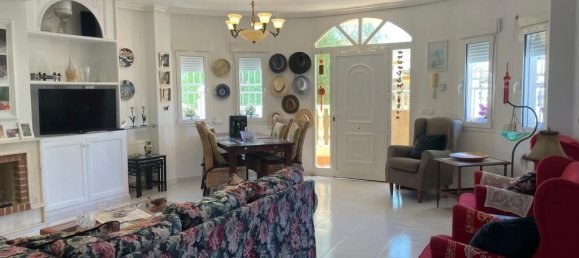 4 bedrooms Villa in Alicante, Spain No. 281000 7