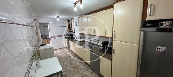 Casa de 3 dormitorios en València, Spain No. 164924 11