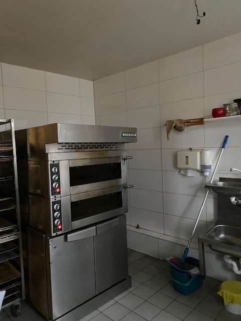 Коммерческая недвижимость 90м² в Лейпциг, Германия № 312597