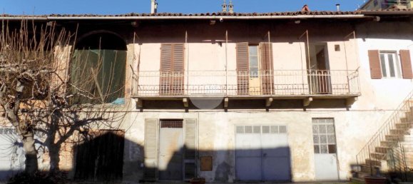 Studio in Chivasso, Italy No. 3071 2