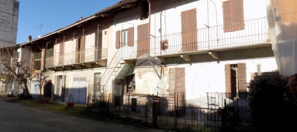 Studio in Chivasso, Italy No. 3071 19