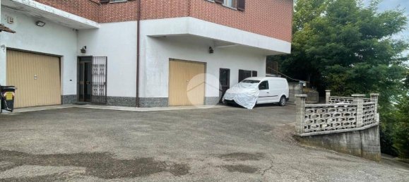 2 غرف نوم فيلا في Asti, Italy رقم 306572 2