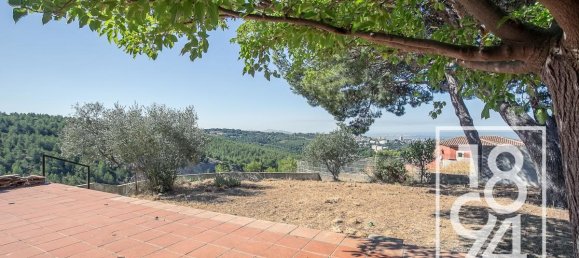 Вилла с 3 спальнями в Марсель, Франция № 298035 3