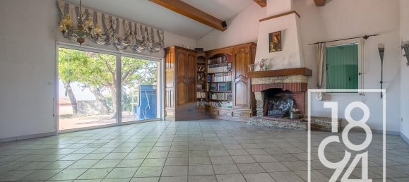 Вилла с 3 спальнями в Марсель, Франция № 298035 5