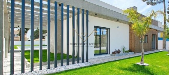 5 bedrooms Villa in Corroios, Portugal No. 103519 2