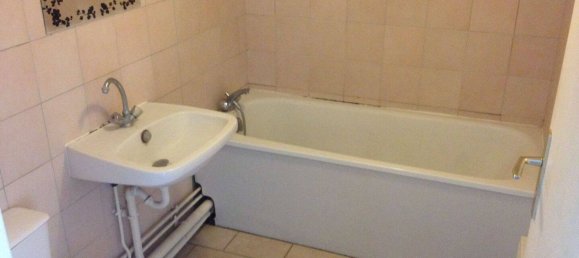 Studio in Mantes-la-Jolie, France No. 326542 3