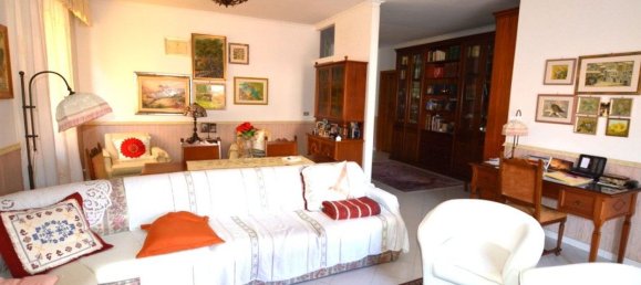 4 Schlafzimmer Wohnung in Lavello, Italy, Nr. 325384 2