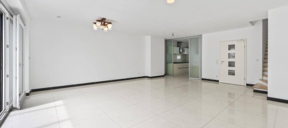 Дом с 5 комнатами в Леондинг, Австрия № 98379 9