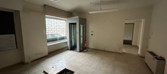 4 rooms Commercial property in San Mauro Torinese, Italy No. 55421 7