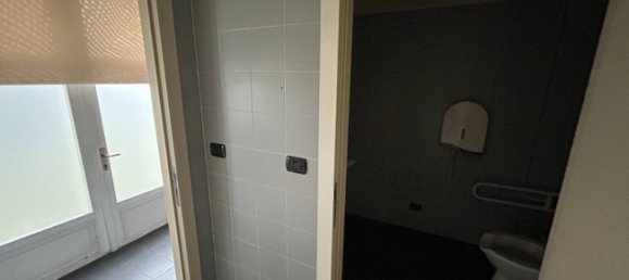 4 rooms Commercial property in San Mauro Torinese, Italy No. 55421 17