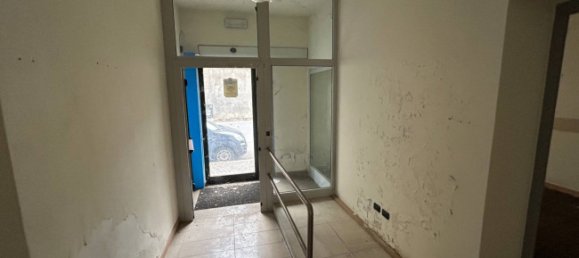 4 rooms Commercial property in San Mauro Torinese, Italy No. 55421 12