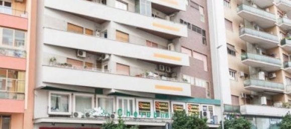 2 rooms Commercial property in Rome, Italy No. 96083 14