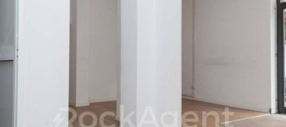 2 rooms Commercial property in Rome, Italy No. 96083 12